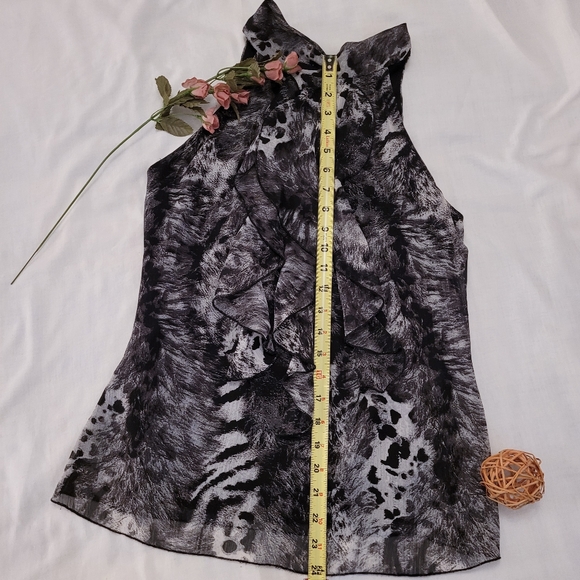 Suzy Shier - halter blouse-black and gray pattern - Picture 4 of 11